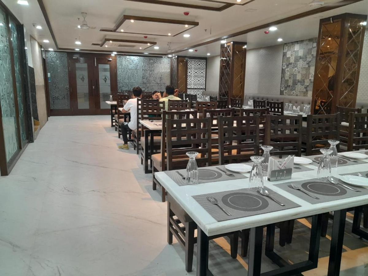 Rich Grand Hotel Agra  Esterno foto