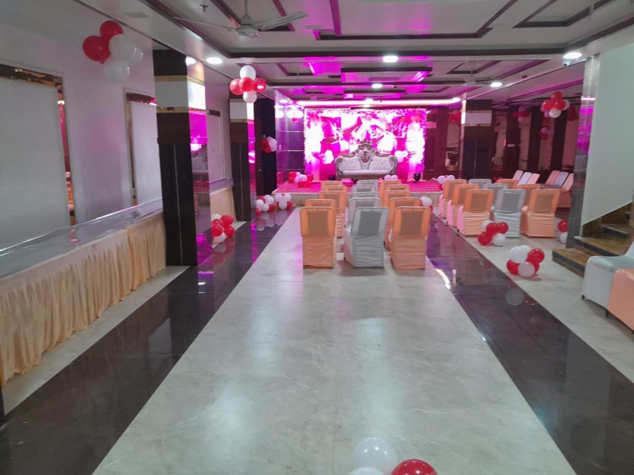 Rich Grand Hotel Agra  Esterno foto