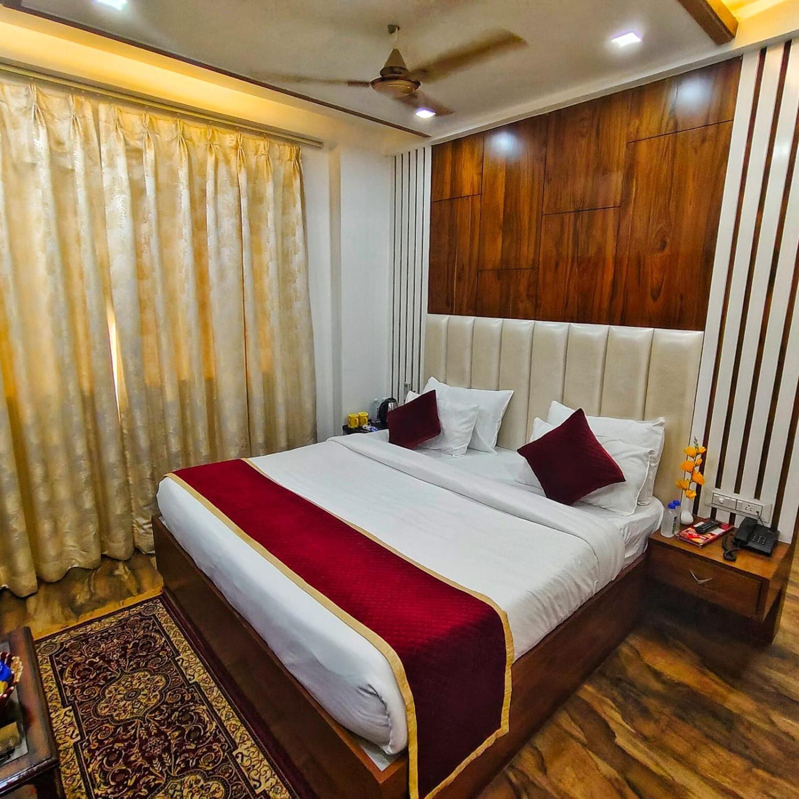 Rich Grand Hotel Agra  Esterno foto