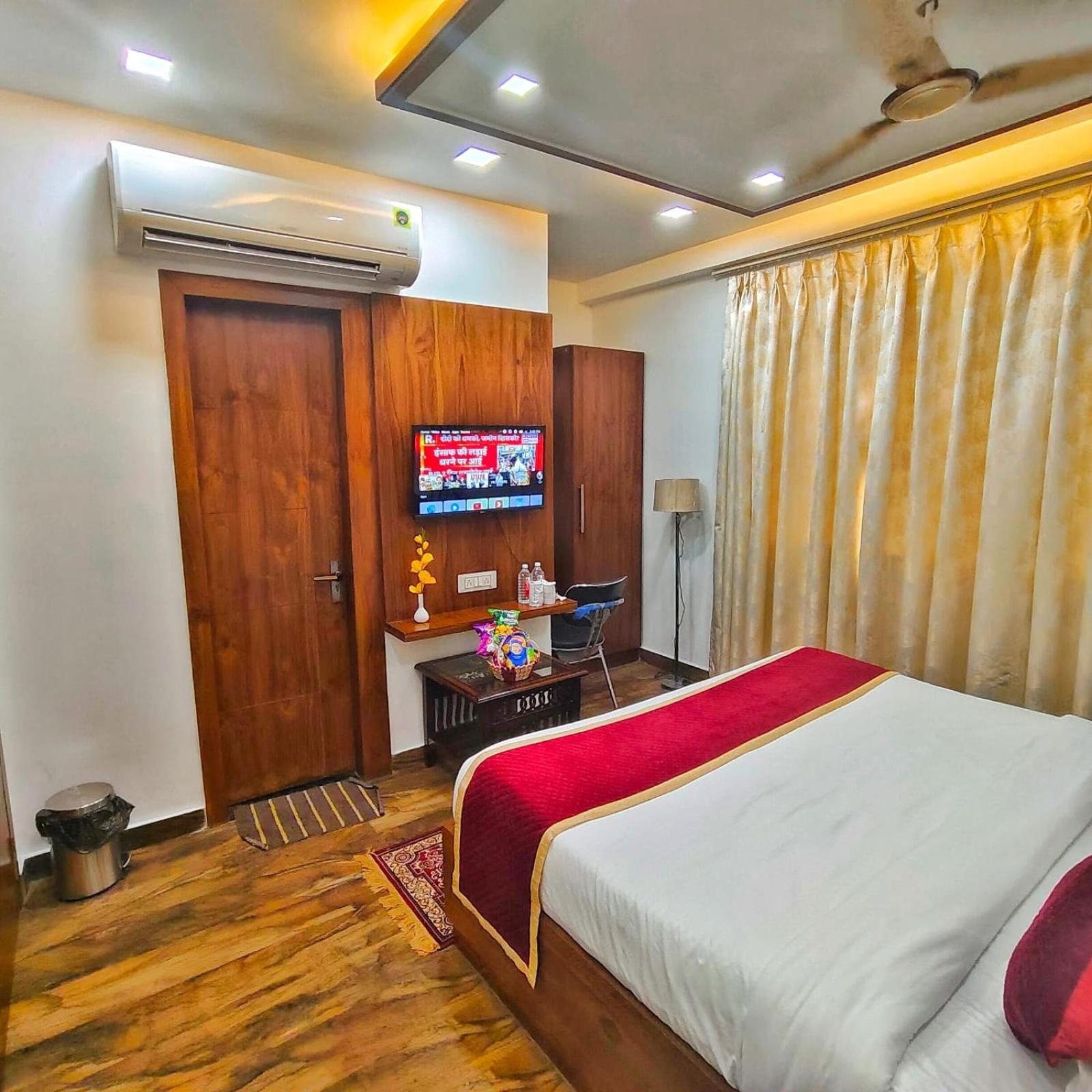 Rich Grand Hotel Agra  Esterno foto