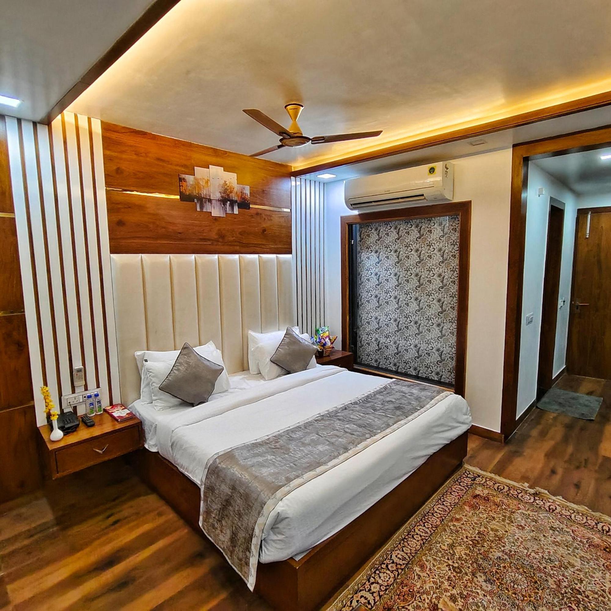 Rich Grand Hotel Agra  Esterno foto