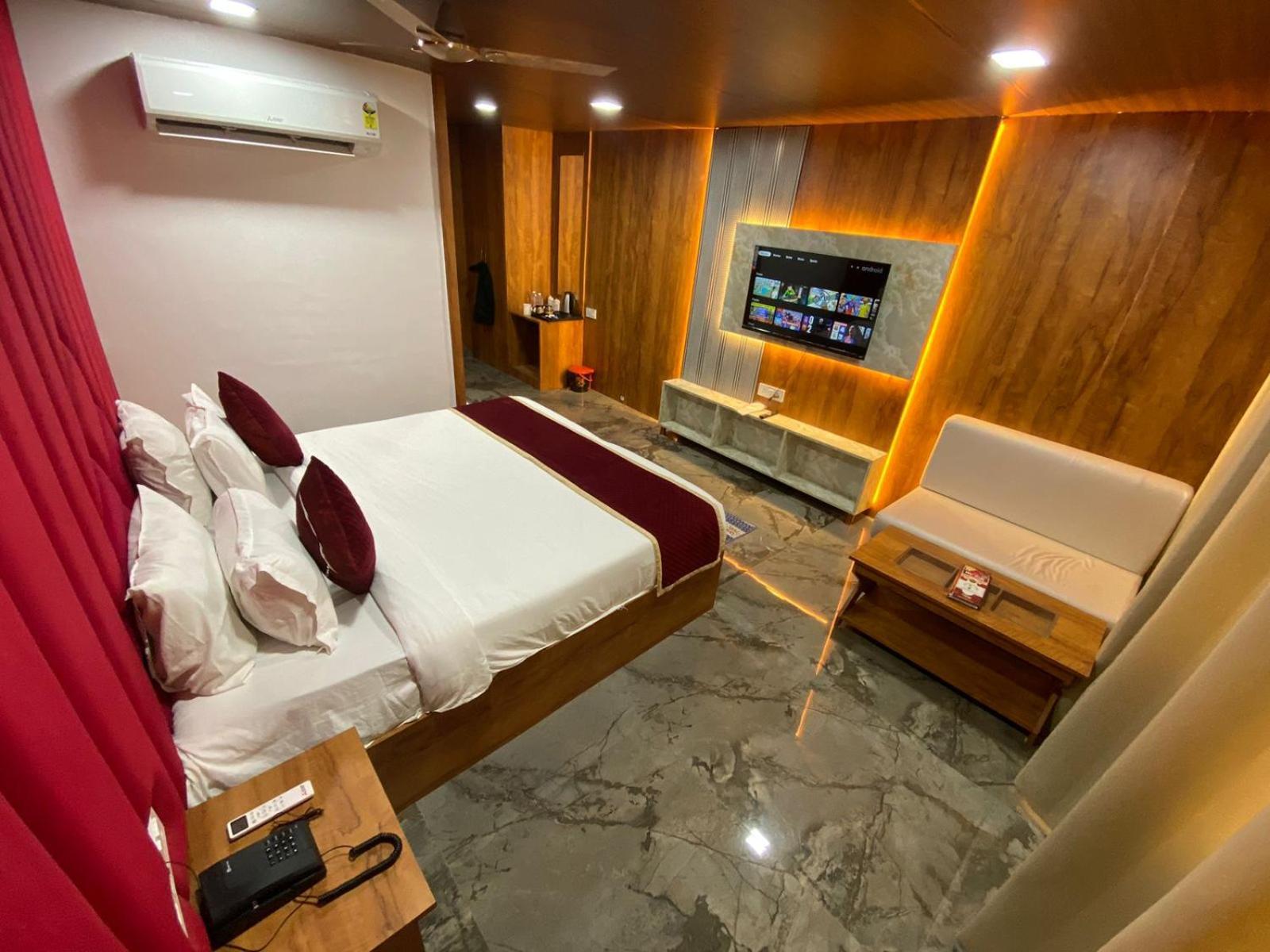 Rich Grand Hotel Agra  Esterno foto